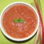 Sugarless and Sweet Strawberry Rhubarb Sauce